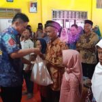 Bupati OKU Timur Ir H Lanosin ST berbagi kasih melalui Bakti Sosial dengan anak yatim, kaum duafa hingga masyarakat berkebutuhan khusus.