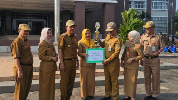 Wako Prabumulih, Bakal Bagi Pakaian Dinas. Ridho : Kalau Mau, Yah ke Rumah