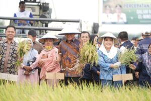 Sukses Bangun Pertanian, OKU Timur Sabet Penghargaan