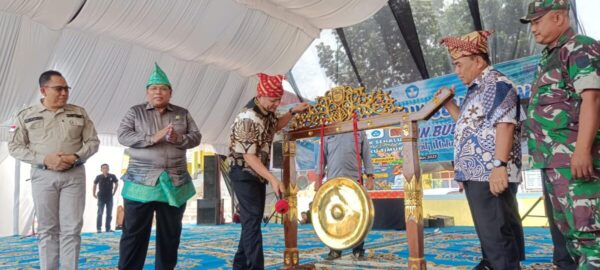 Bupati Enos Buka Festival Sebiduk Sehaluan 2023 dan Resmikan Website Aksara Komering