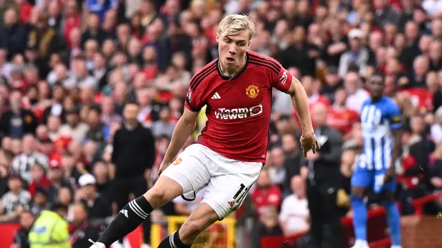 MU saat ini menjalani musim kedua di bawah asuhan Erik Ten Hag. Mereka sudah mendatangkan beberapa pemain baru seperti Mason Mount, Rasmus Hojlund hingga Andre Onana. Foto: AFP/IST