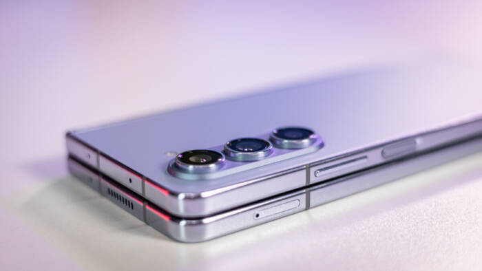 Samsung diam-diam tengah mengembangkan smartphone lipat generasi terbaru, yakni Galaxy Z Fold6. Foto: ist/net