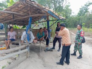 Lewat Bhabin, Polsek Prabumulih Barat Patroli dan Imbauan Larangan Karhutla