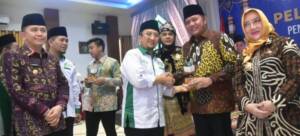 Gubernur Sumatera Selatan (Sumsel) periode 2018-2023 H Herman Deru terpilih sebagai tokoh inspirator Rumah Tahfidz dalam ajang RTTI Award Tahun 2023 yang  diselenggarakan Pengurus Besar (PB) Rumah Tahsin Tahfidz Indonesia (RTTI).