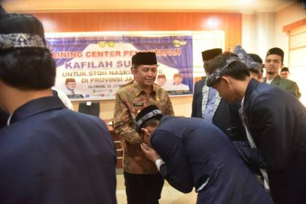  Beri Motivasi Kalifah STQH Tingkat Nasional di Jambi, Agus Fatoni: Mudah-Mudahan Jadi Pemenang