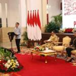 Presiden Joko Widodo memberikan sejumlah arahan kepada para penjabat kepala daerah se-Indonesia