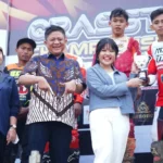 Pembukaan kejuaraan Grasstrack Bupati OKU Timur Cup, Di Cahaya Baru Circuit, BK-16 Desa Cahya Negeri, Kecamatan Semendawai Suku lll, Sabtu, 14 Oktober 2023.