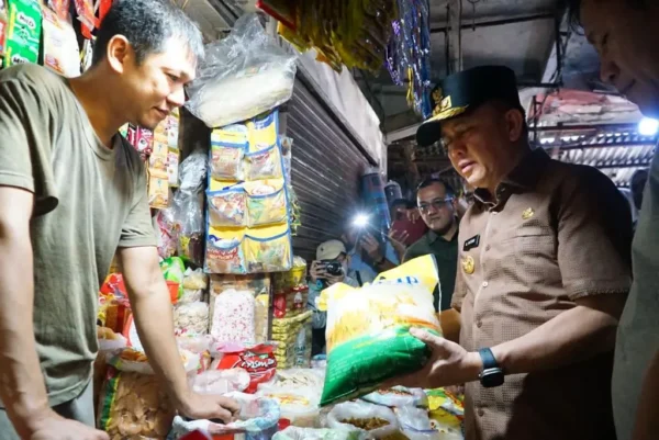 Harga Beras Belum Stabil, Pj Gubernur Sumsel Fatoni Cek Ke Pasar