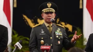 Jokowi Sebut Jam Terbang Jenderal Agus Subiyanto Penuhi Syarat Calon Panglima TNI