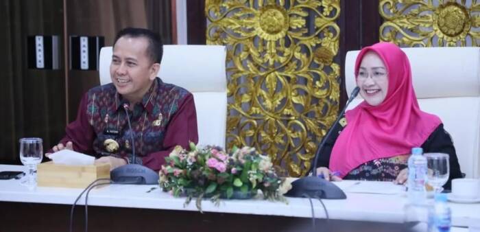 Penjabat (Pj) Gubernur Sumatera Selatan Agus Fatoni mengajak jajaran Badan Kependudukan dan Keluarga Berencana Nasional (BKKBN) Sumsel untuk saling bersinergi dalam menurunkan angka stunting.