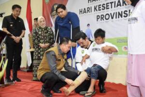 Peringatan HDI dan HKSN 2023,  Salurkan Bantuan Kepada Para Penyandang Disabilitas