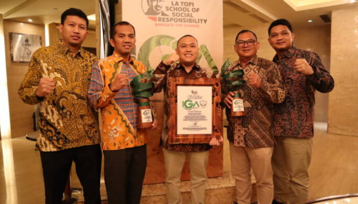 Kembangkan Keanekaragaman Hayati dan Energi Terbarukan, Bukit Asam Raih Indonesia Green Awards 2024