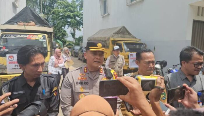 Logistik Pemilu 2024 Didistribusikan, Kapolres Prabumulih: Personel Polres Prabumulih Kawal Ketat