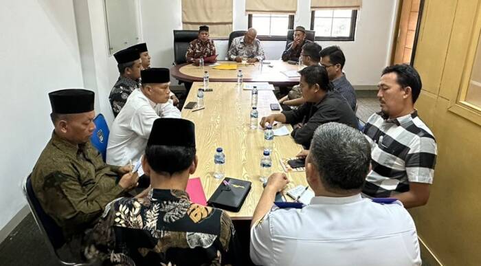 Pemerintah Kabupaten OKU Timur menyelenggarakan Rapat Pemantapan Penyelenggaraan Musabaqah Tilawatil Qur'an ke-X Tahun 2024. Jum'at, 16 Februari 2024.