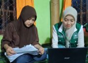 Perbarui Data Pemilik KIS, Mahasiswa KKN UNUHA Survei Door to Door