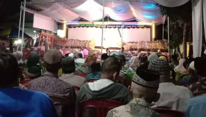 Tradisi Ruwatan, Desa Rejosari Belitang Jaya Gelar Wayang Kulit 