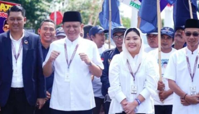 Diusung 13 Parpol, Pasangan Enos-Yudha Daftar ke KPU OKU Timur