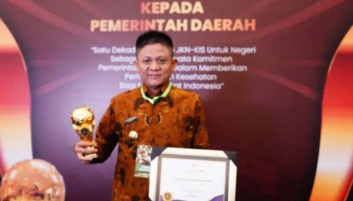 Program Jaminan Kesehatan Nasional-Kartu Indonesia Sehat Sukses, OKU Timur Diganjar Penghargaan