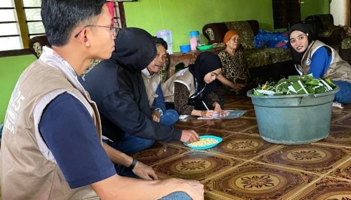 Bantu UMKM Desa Mujo Rahayu Daftar NIB, Mahasiswa KKN Lakukan Pendataan 
