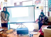 Mahasiswa PBSI UNUHA Beri Edukasi Media Berbasis Canva Terkait Majalah Sekolah di SMP Negeri 03 Semendawai Timur