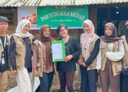 Mahasiswa Kuliah Kerja Nyata (KKN) ke-36 Universitas Nurul Huda (UNUHA) melaksanakan program UMKM Go Legal di Desa Tulung Harapan.