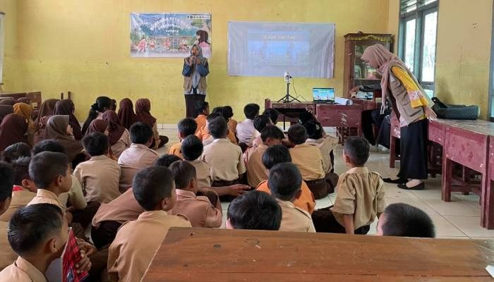Bangun Karakter Positif Siswa, Mahasiswa KKN Adakan Sosialisasi Anti-Bullying di SD Bawang Tikar
