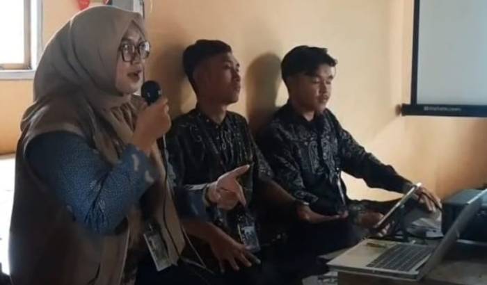 Mahasiswa KKN UNUHA program studi pendidikan ekonomi sukses menyelenggarakan workshop wirausaha muda dan edukasi digital business.