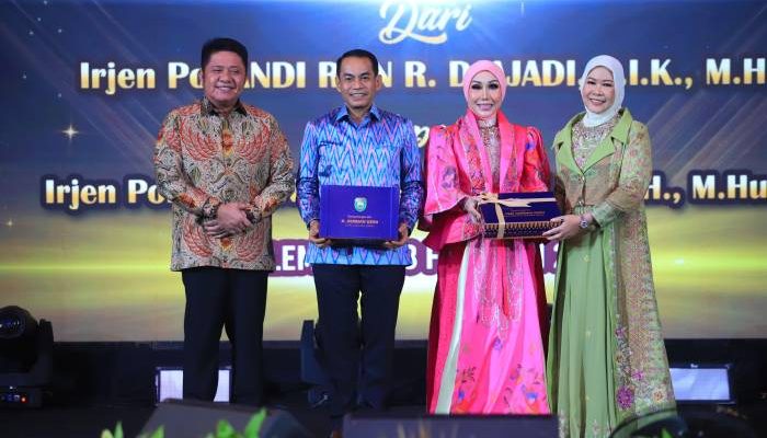 Gubernur Herman Deru Hadiri Pisah Sambut Kapolda Sumsel, Tegaskan Komitmen Sinergi dan Kebersamaan